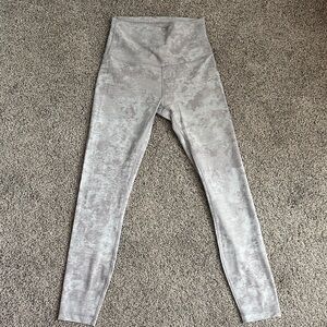 Lululemon Wunder Train High-Rise Tight 25"